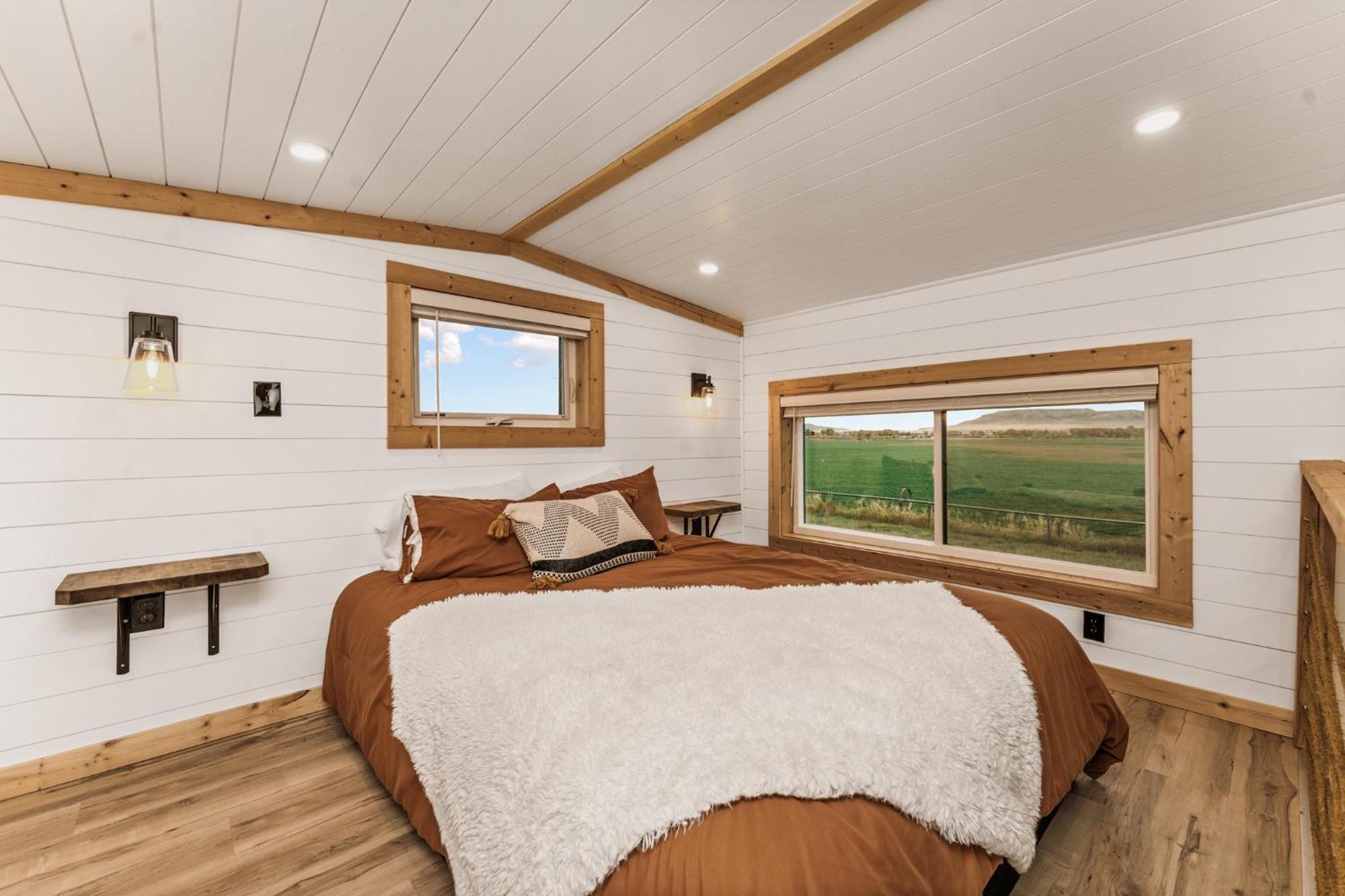Modern Tiny Cabin, With Hot Tub In Choteau Mt Zewnętrze zdjęcie
